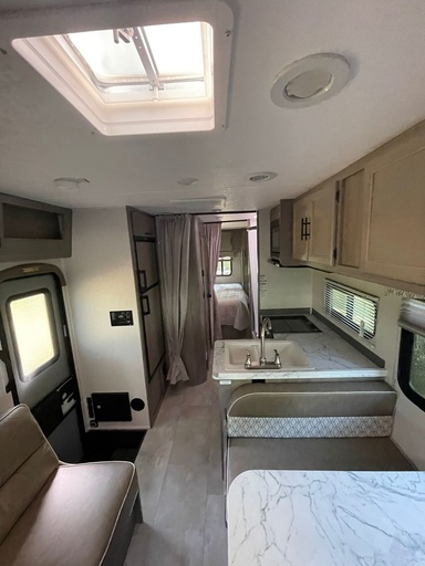 2022 Coachmen Freelander