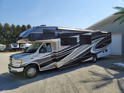 Class C Motorhome main photo thumbnail