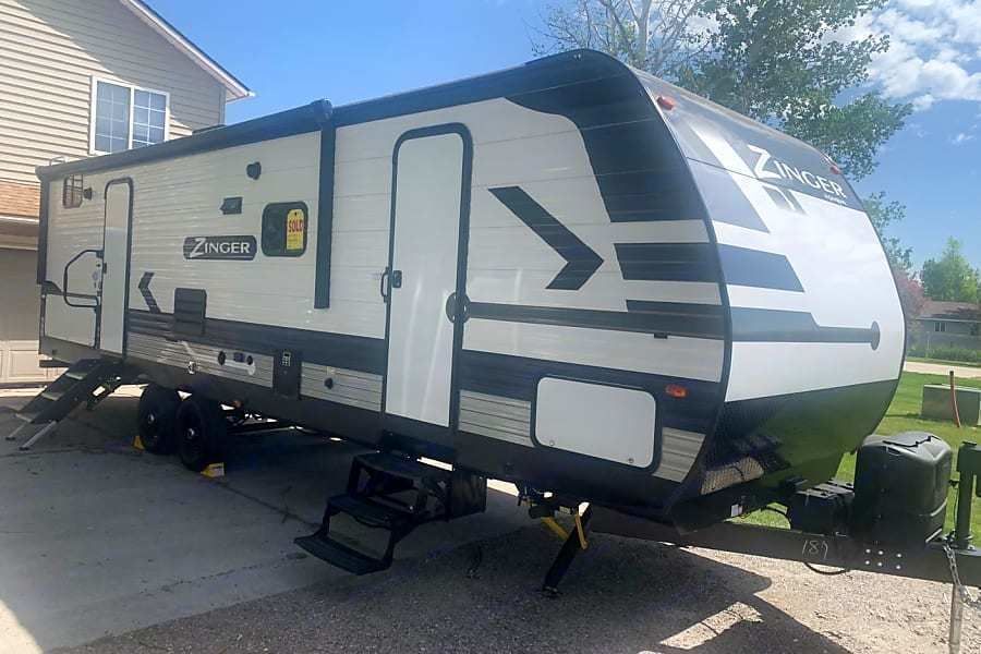2021 CROSS ROADS Zinger Travel Trailer for rent in Blackfoot, ID - RVnGO