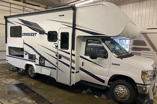 2021 Gulf Stream 24ft (39) Class C Motorhome for rent in Savage, MN