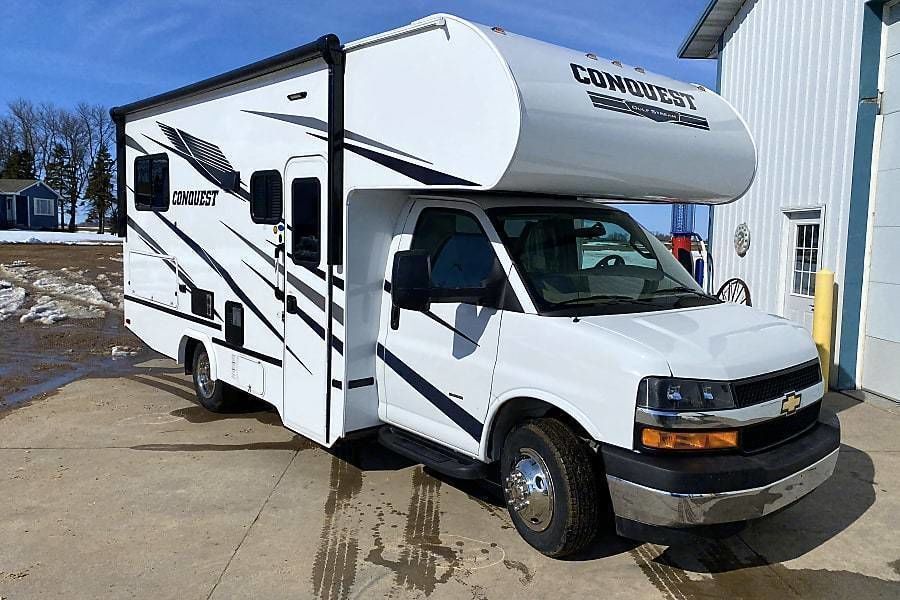 2021 Gulf Stream 24ft(45) Class C Motorhome for rent in Savage, MN - RVnGO