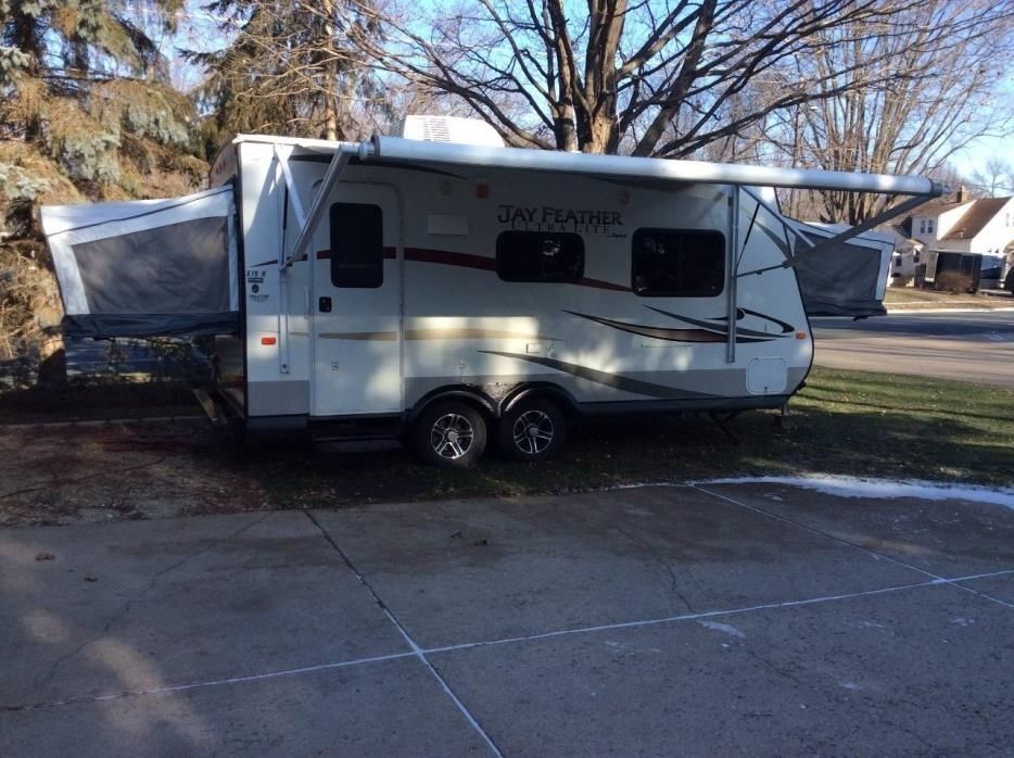 2020 Jayco 19ft Other for rent in Rochester, MN - RVnGO