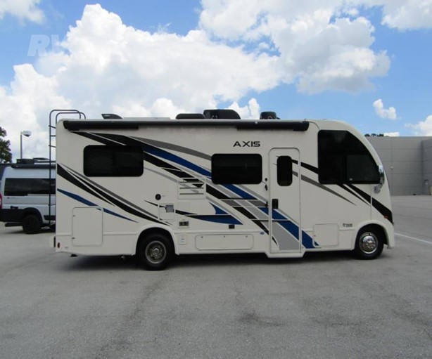 2019 Thor Motor Coach Four Winds Majestic Class C Motorhome for rent in Anchorage, AK - RVnGO
