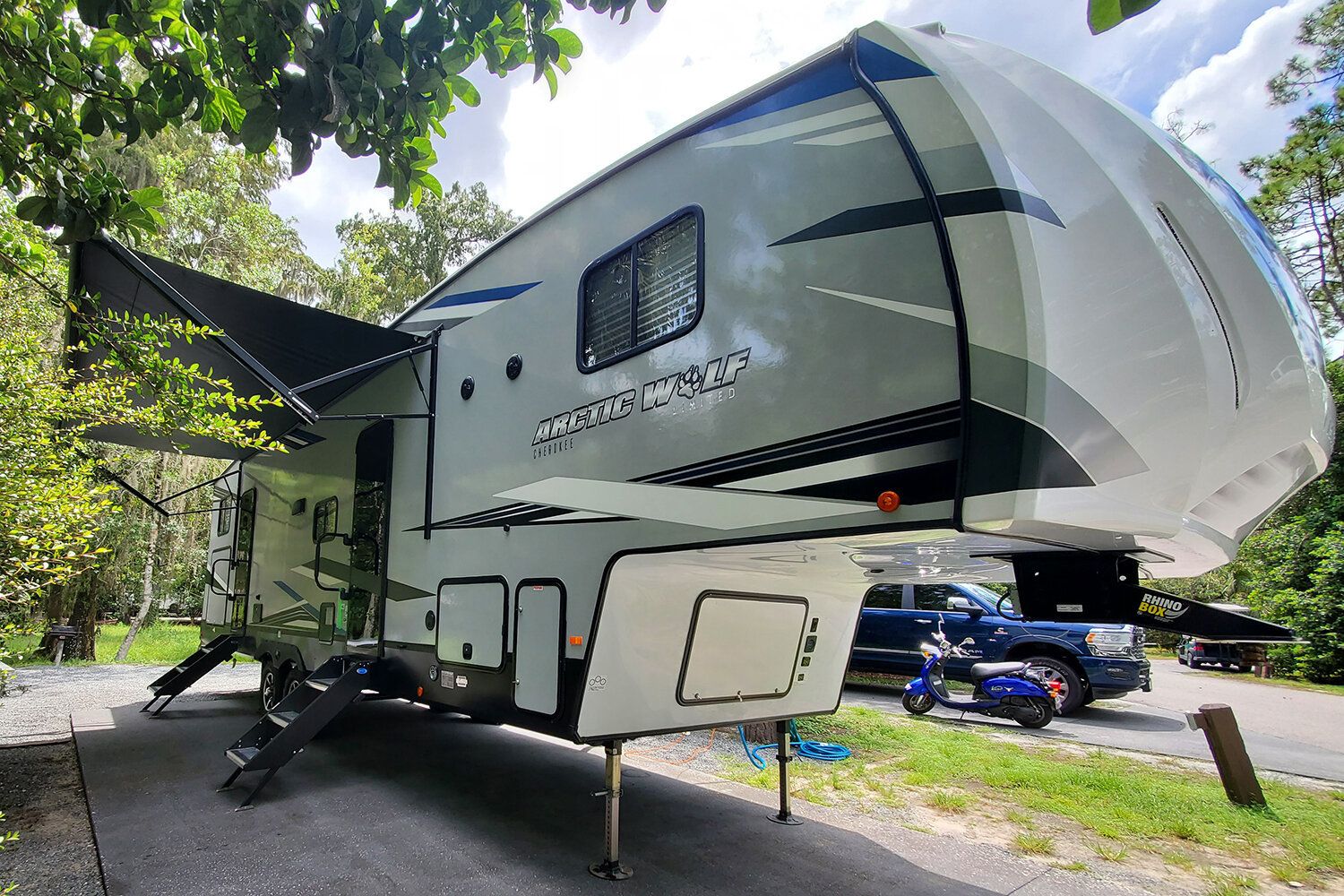 2021 Forest River Arctic Wolf Bunkhouse Fifth Wheel for rent in Orlando, FL - RVnGO