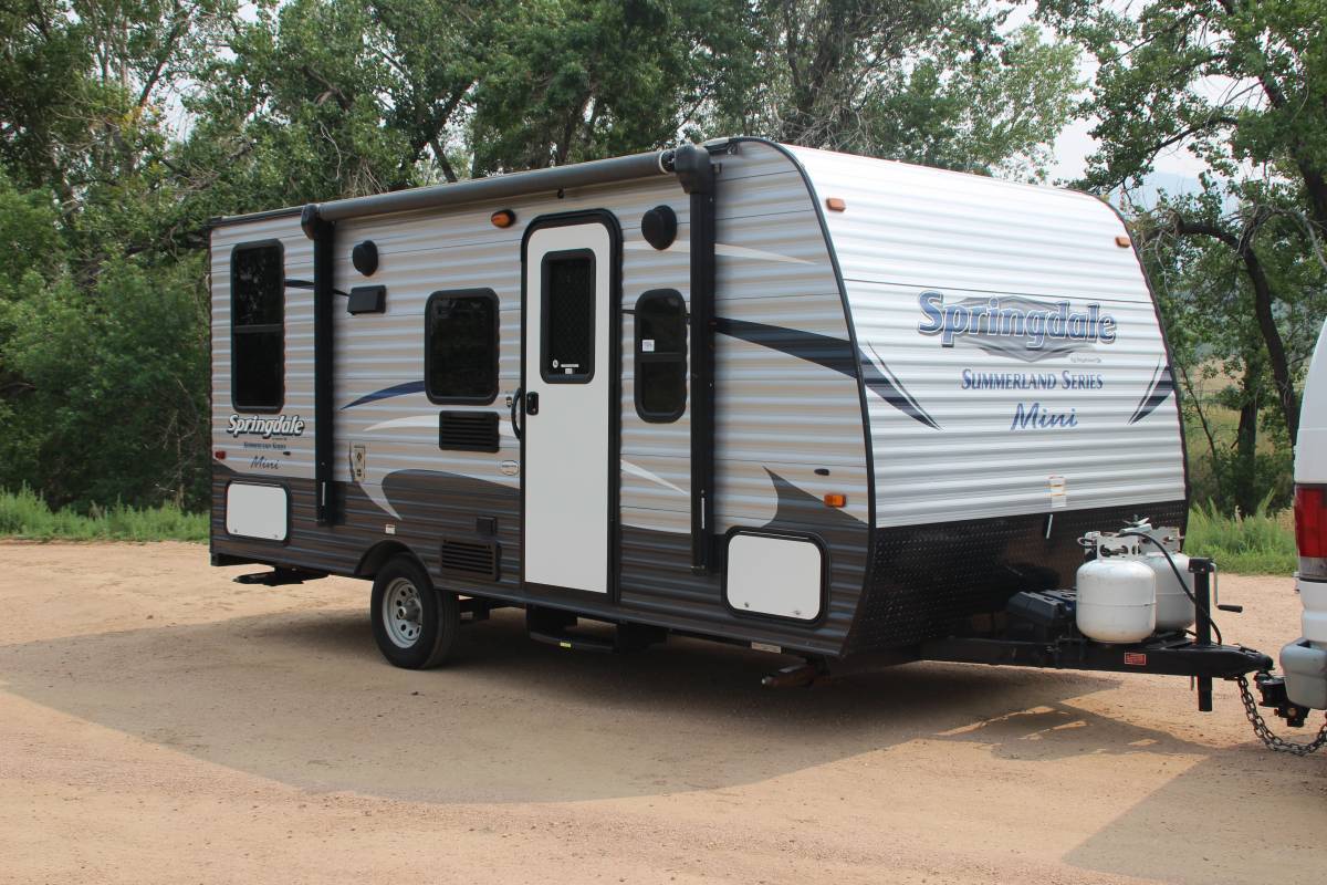 2017 Keystone Springdale Summerland Travel Trailer for rent in Colorado Springs, CO - RVnGO