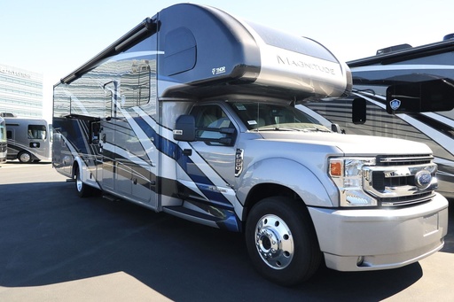 A Super C Diesel - Magnitude RS36 Bunk Luxury Model