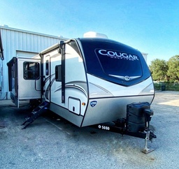 Travel Trailer main photo thumbnail