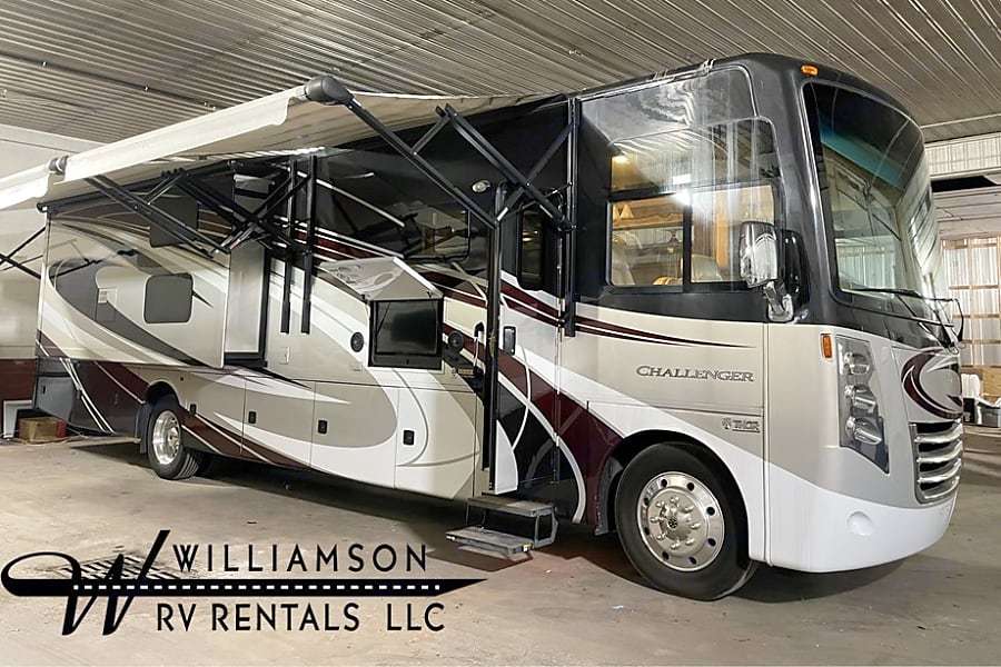 2016 Thor Motor Coach Challenger 37TB - 40 ft w/bunk Class A Motorhome for rent in Seymour, IN - RVnGO