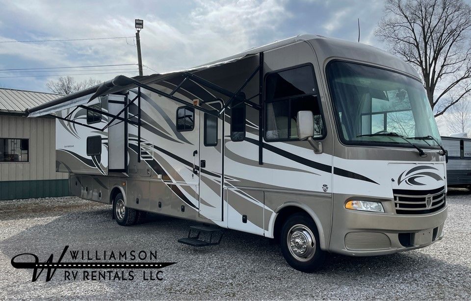 2013 Thor Daybreak 34BD Class A Motorhome for rent in Seymour, IN - RVnGO