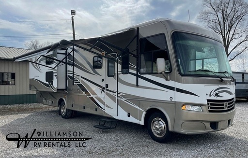 2013 Thor Daybreak 34BD Class A Motorhome for rent in Seymour, IN