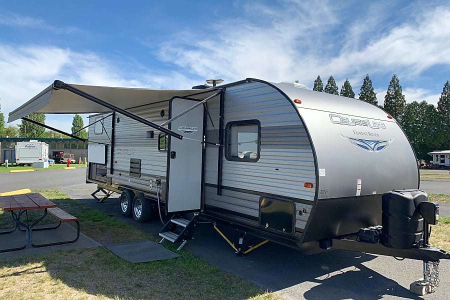 2020 Salem 282QBXL Travel Trailer for rent in Moses Lake, WA - RVnGO