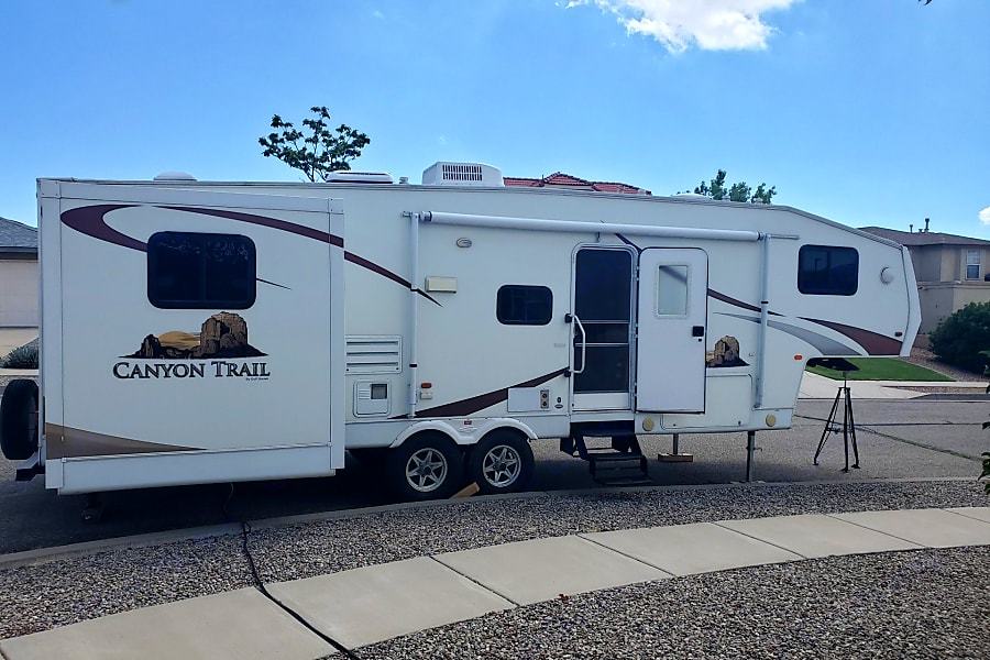 2011 Gulf Stream Canyon Trail Fifth Wheel for rent in Sandia Park, NM - RVnGO