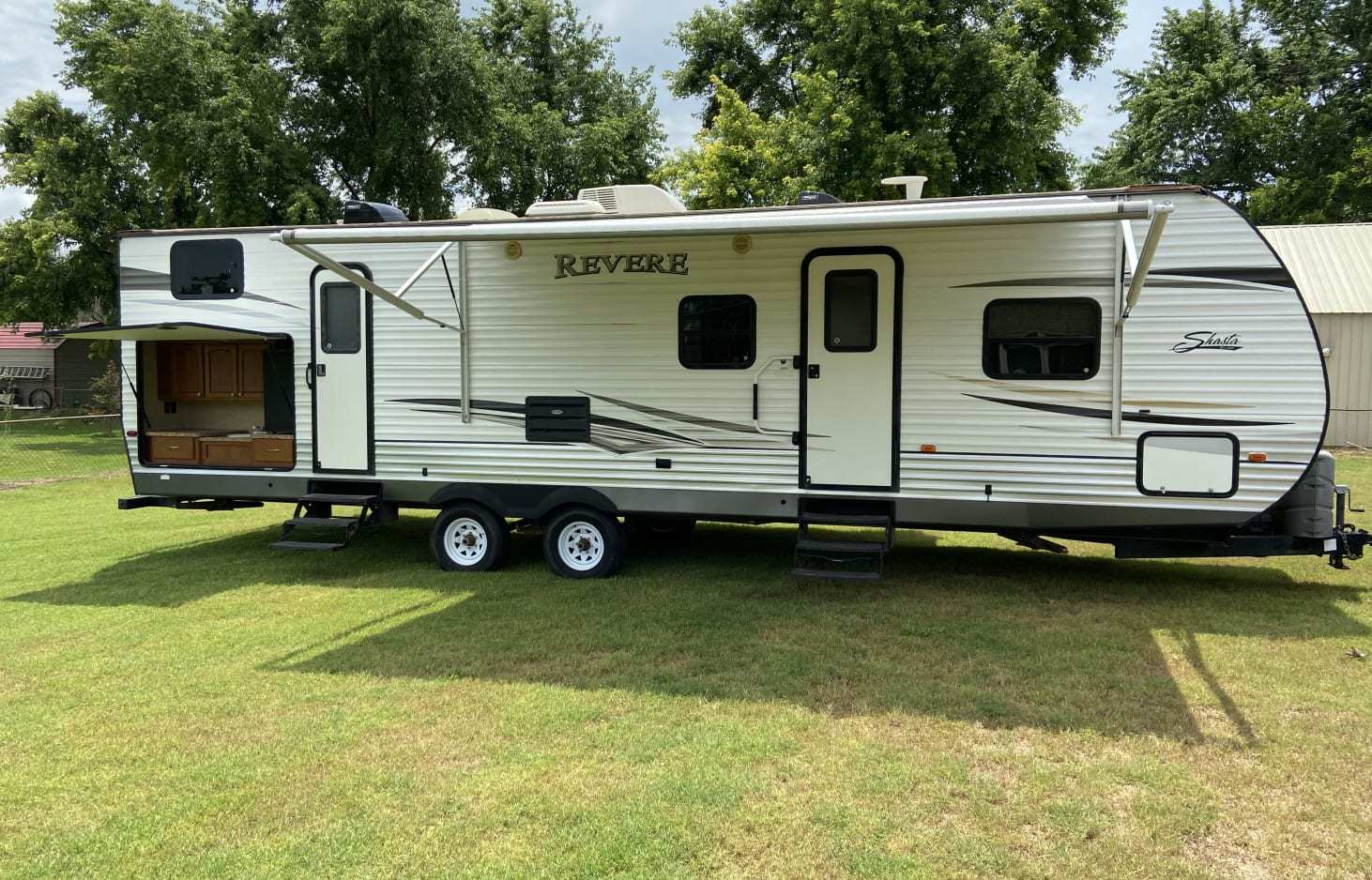 2014 Shasta Revere Travel Trailer for rent in Bixby, OK - RVnGO