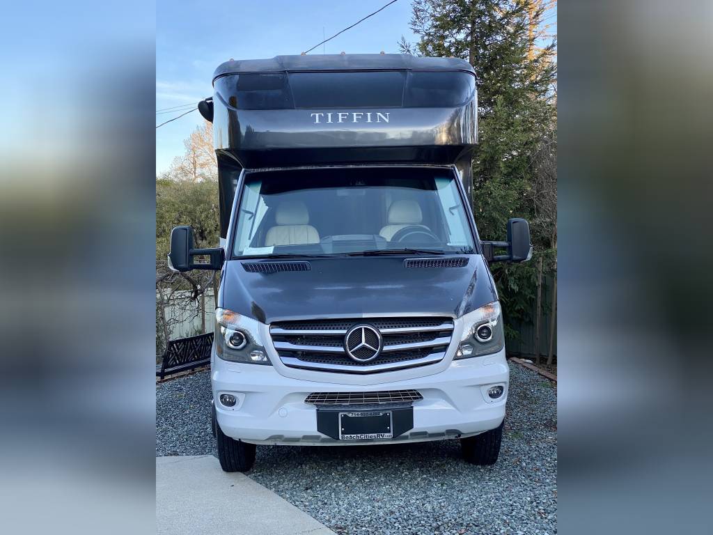 2018 Tiffin Motorhomes WAYFARER 24FW Class C Motorhome for rent in Phoenix, AZ - RVnGO