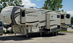 Fifth Wheel main photo thumbnail
