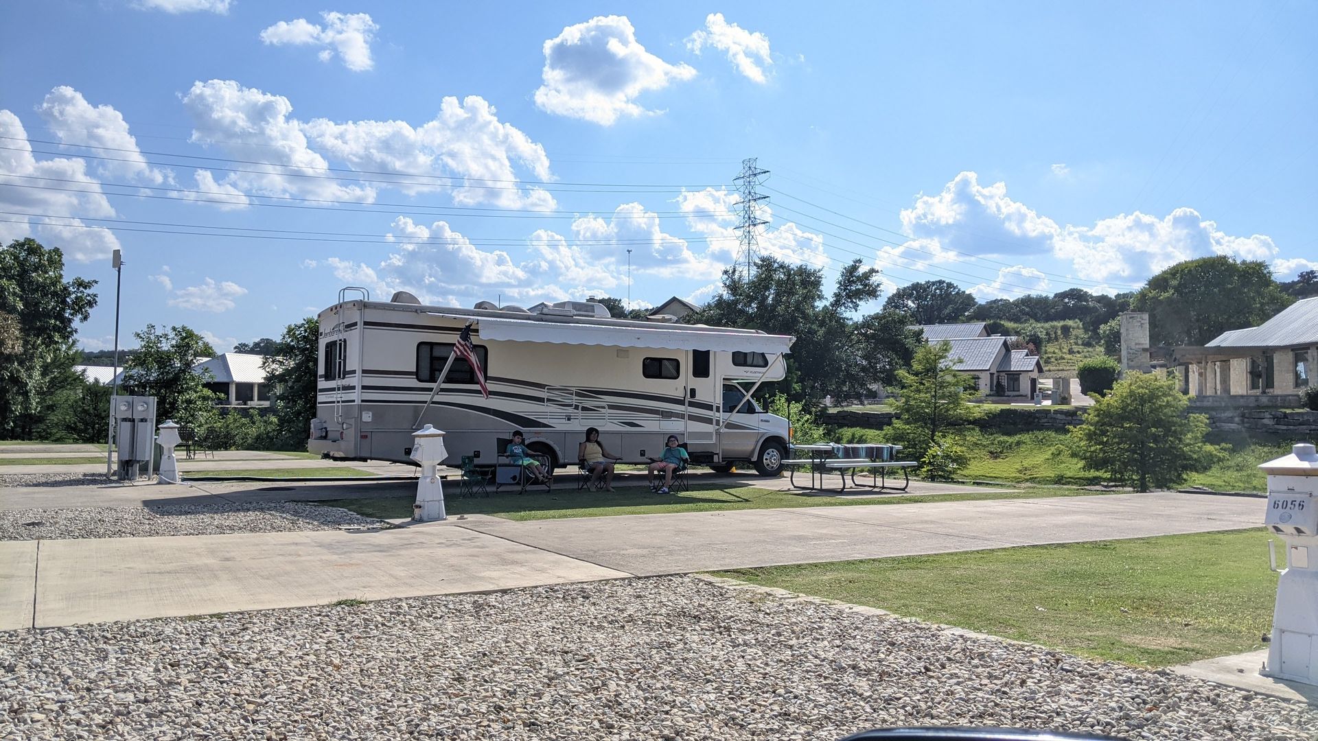 2006 Fleetwood Jamboree GT Class C Motorhome for rent in Weslaco, TX - RVnGO