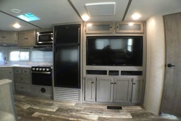 Travel Trailer main photo thumbnail
