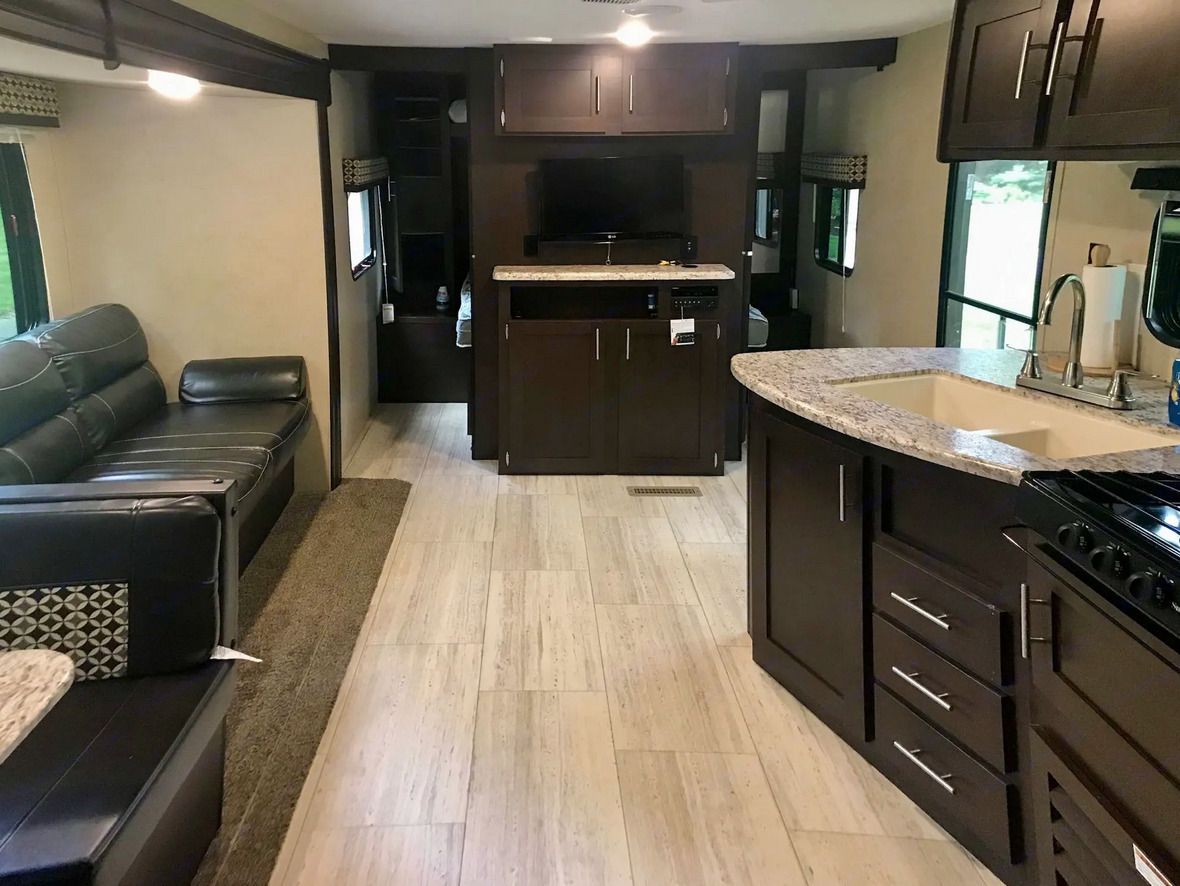 2018 K-Z Sportsmen Travel Trailer for rent in Mansfield, CT - RVnGO