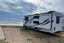 Class C Motorhome main photo thumbnail