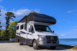 Class C Motorhome main photo thumbnail