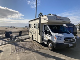 Class C Motorhome main photo thumbnail