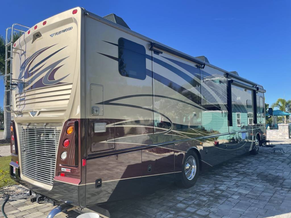 2018 Fleetwood PACE ARROW LXE 38K Class A Motorhome for rent in San Francisco, CA - RVnGO