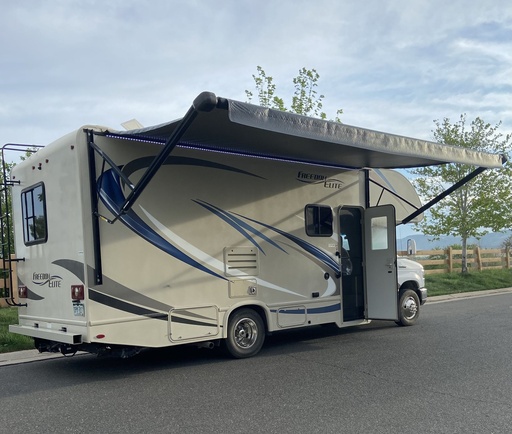 2018 Thor Freedom Elite 24HE - Class C Motorhome