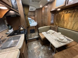 Class C Motorhome main photo thumbnail