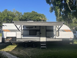 Travel Trailer main photo thumbnail