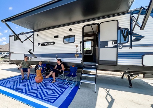 NEW 2021-CLEAN-EASY SET UP-KID FRIENDLY RV