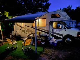 Class C Motorhome main photo thumbnail