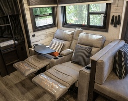 Travel Trailer main photo thumbnail