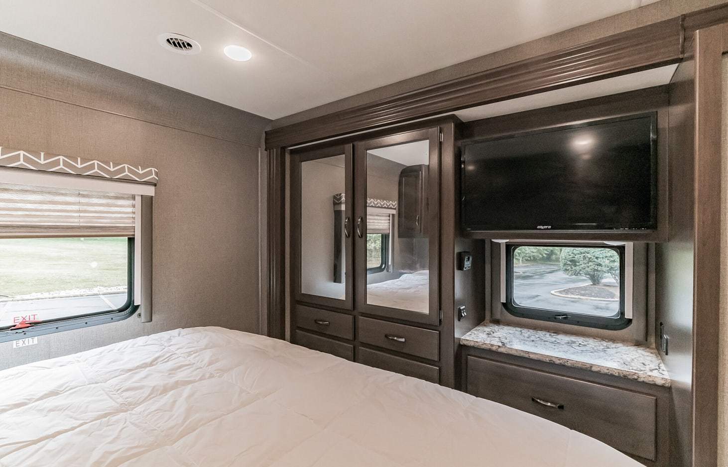 2020 Thor Motor Coach A32 Class C Motorhome for rent in Houston, TX - RVnGO