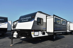 Travel Trailer main photo thumbnail