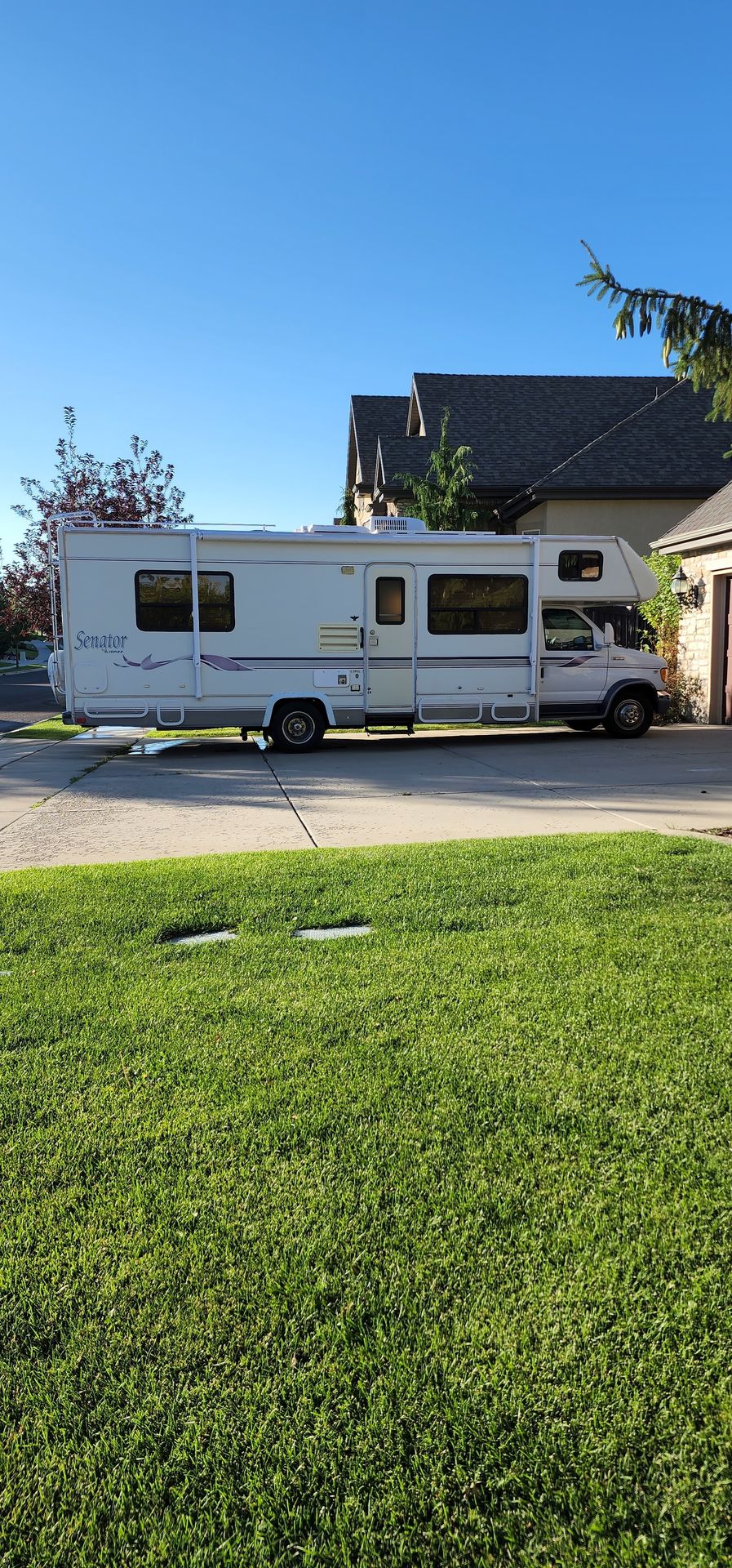 1998 Ford Senator Class C Motorhome for rent in Lehi, UT - RVnGO