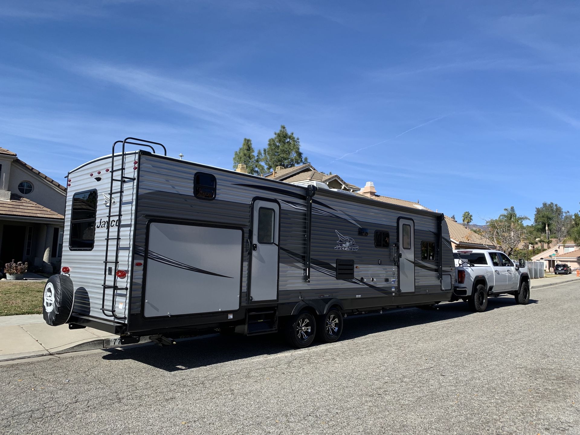 2021 Jayco JayFlight 32BHDS Travel Trailer for rent in Cherry Valley, CA - RVnGO
