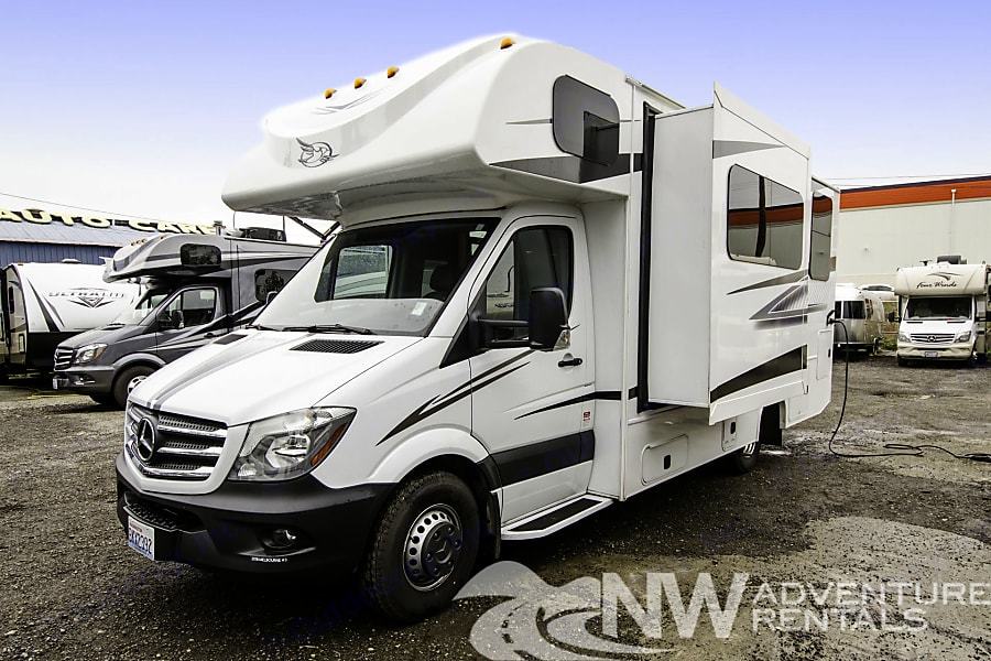 2018 Jayco MELBOURNE 24K Class C Motorhome for rent in Spokane Valley, WA - RVnGO