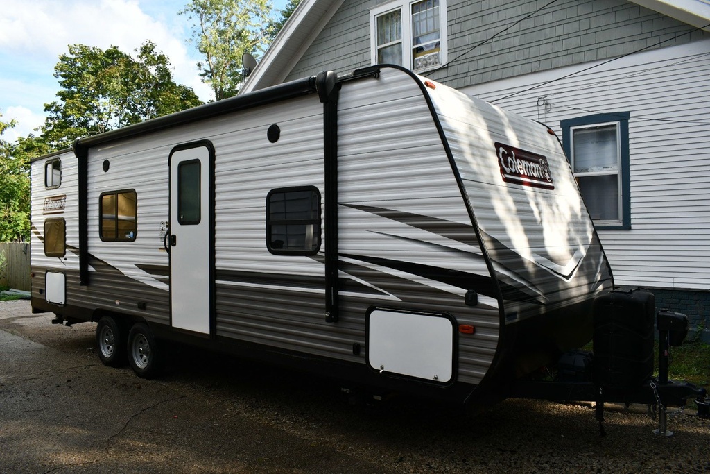 2020 Coleman 274BH Travel Trailer for rent in Wyoming, MI - RVnGO