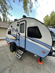 Travel Trailer main photo thumbnail