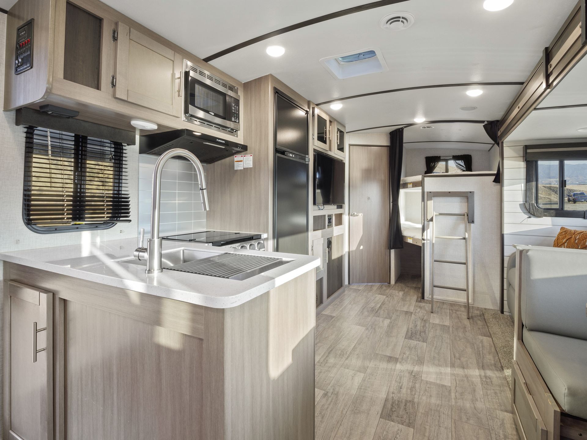 2022 Coachmen 208BH Travel Trailer for rent in Santa Clarita, CA - RVnGO