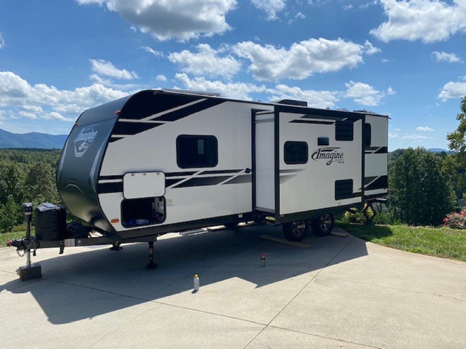 2021 Grand Design Imagine XLS 23BHE Travel Trailer for rent in Marion, NC - RVnGO