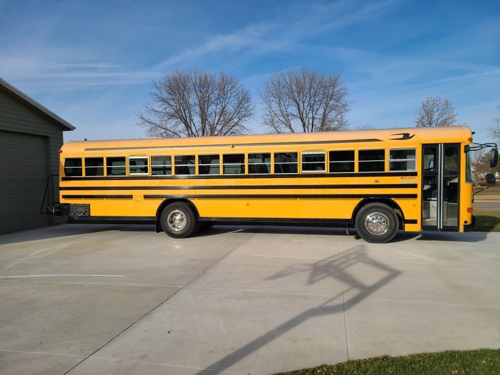 2006 Blue Bird All American Class A Motorhome for rent in Sioux Center, IA - RVnGO