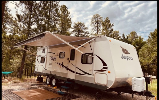 Fully Furnished Family & Fur-baby Freedom RV