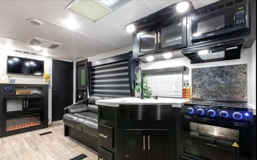 2021 Forest River RV Cherokee Grey Wolf 27DBH