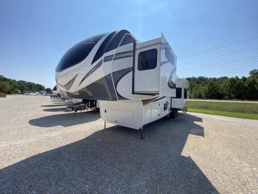 2022 Grand Design Solitude 390RK Fifth Wheel for rent in Chicago, IL