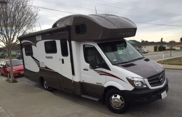 2015 Winnebago 24v Class C Motorhome for rent in Oakland, CA - RVnGO
