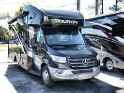 Class C Motorhome main photo thumbnail