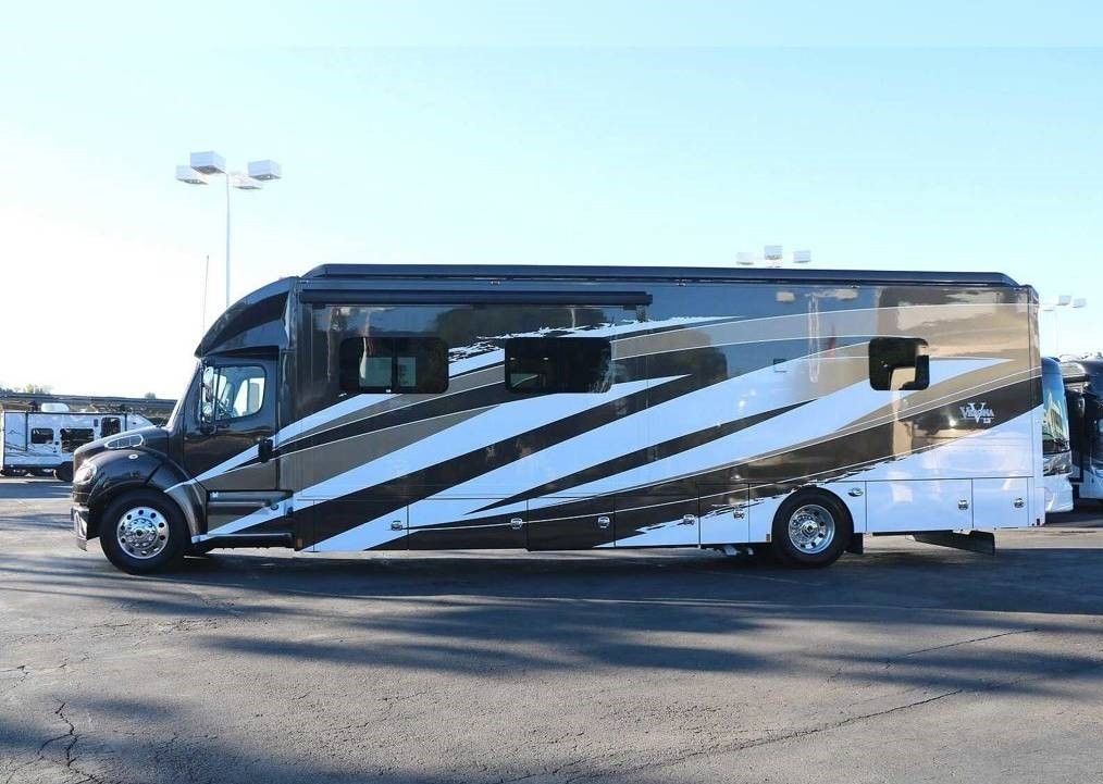 2020 Renegade VERONA LE 40 Class C Motorhome for rent in Houston, TX - RVnGO