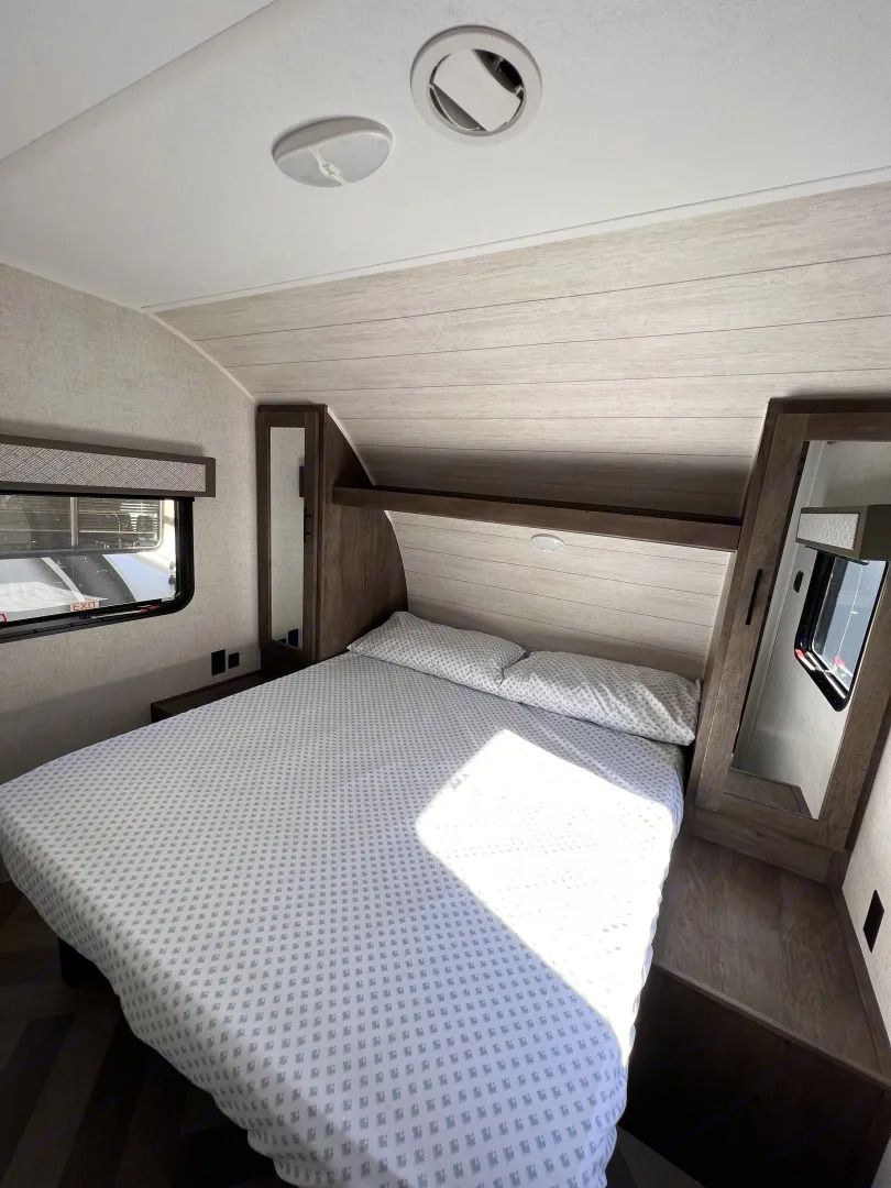 2021 Forest River Salem Cruise Lite 263Bhxl Travel Trailer for rent in Portland, OR - RVnGO