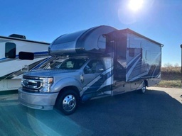 Class C Motorhome main photo thumbnail